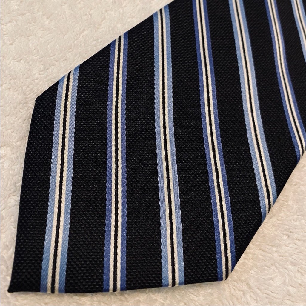 Brand New Stylish Tie By Meeting Street